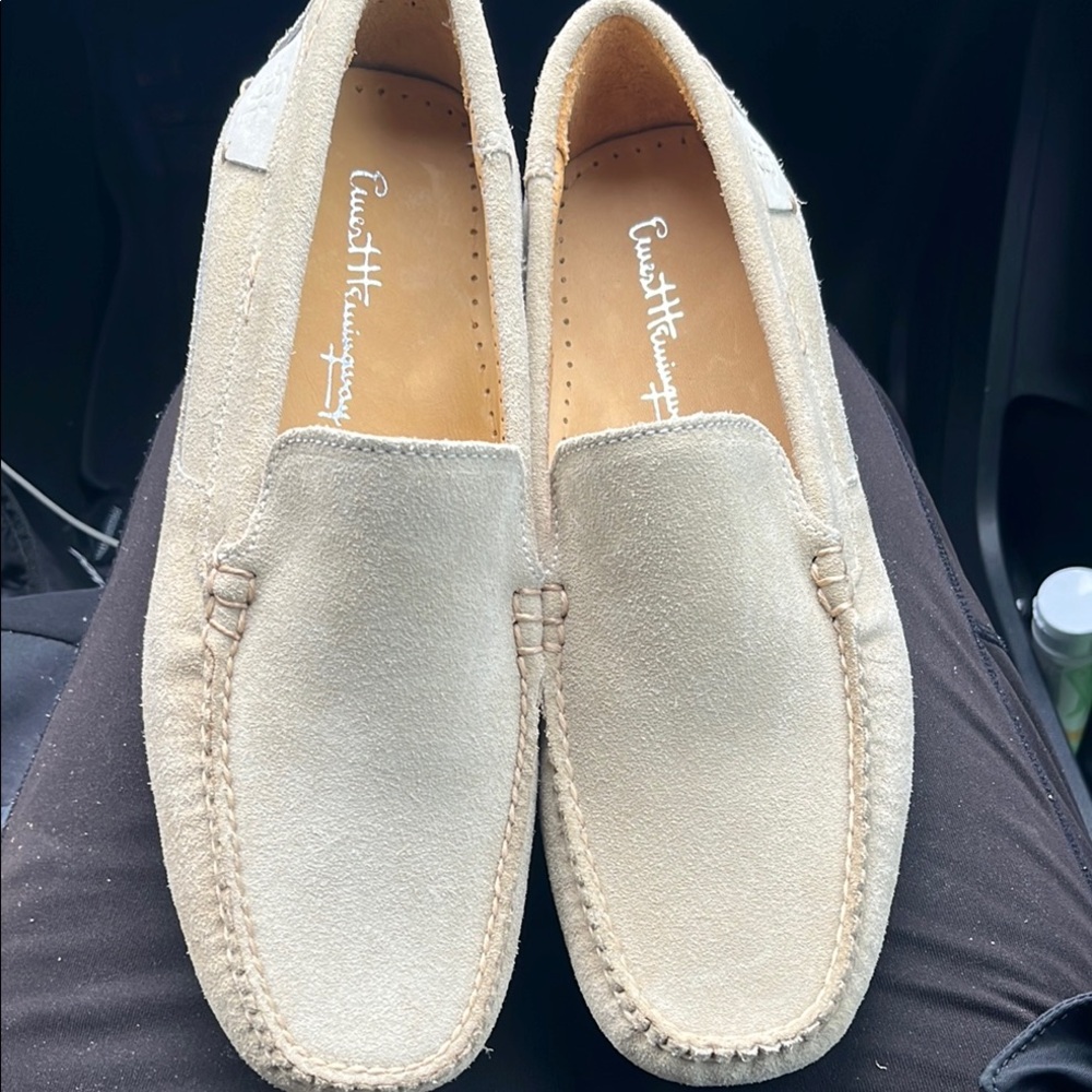 Earnest Hemingway men’s loafers size 9 M Vibram
